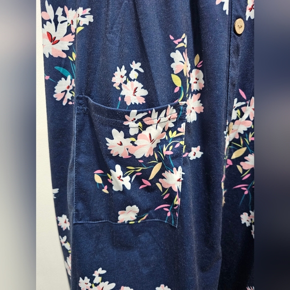 Button Floral Dress with Pockets, Large - Picture 3 of 7